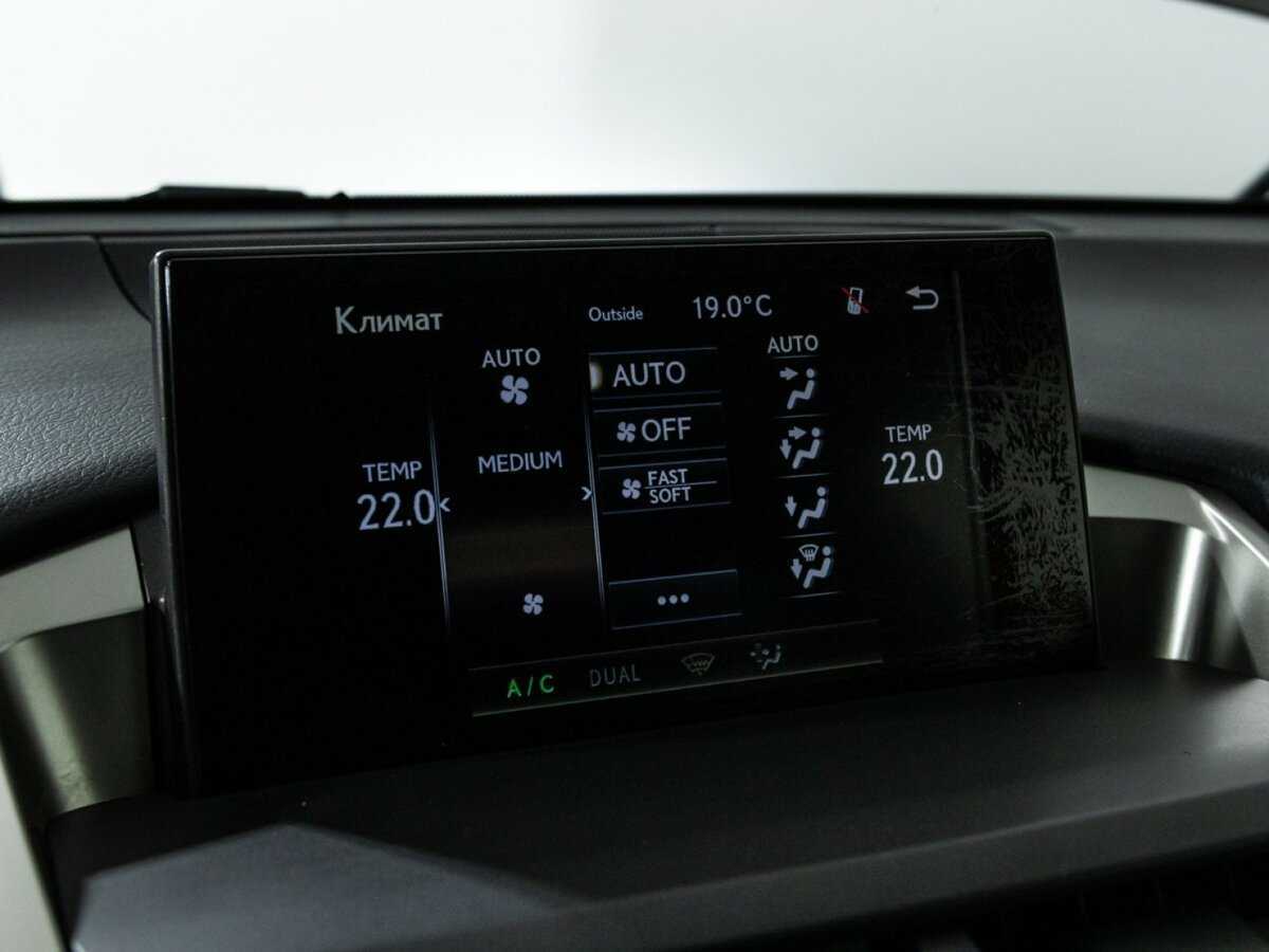 Lexus NX 200t, 2015 Фото №16