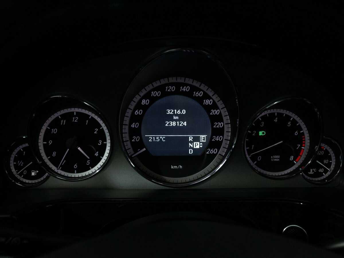 Mercedes-Benz E-Класс 350, 2011 Фото №10