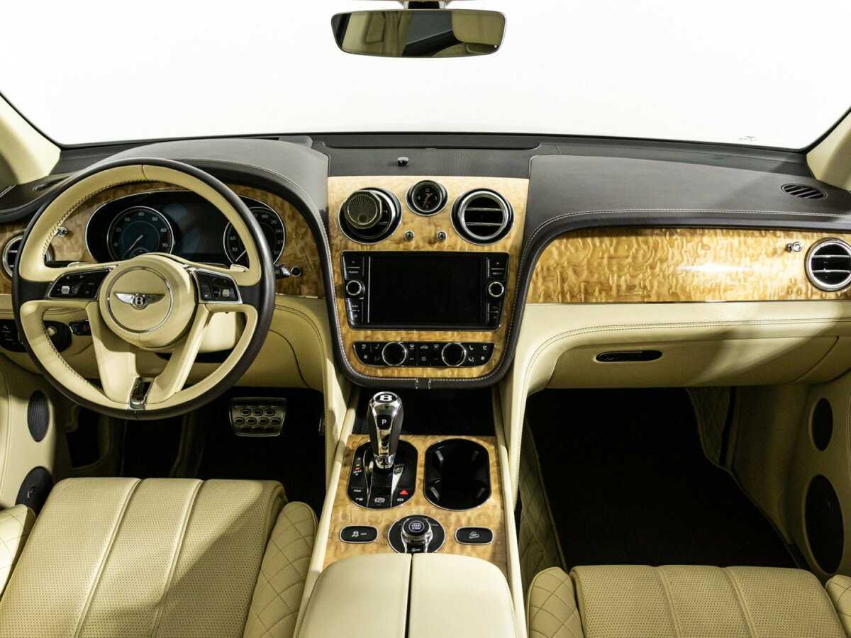Bentley Bentayga, 2016 Фото №13