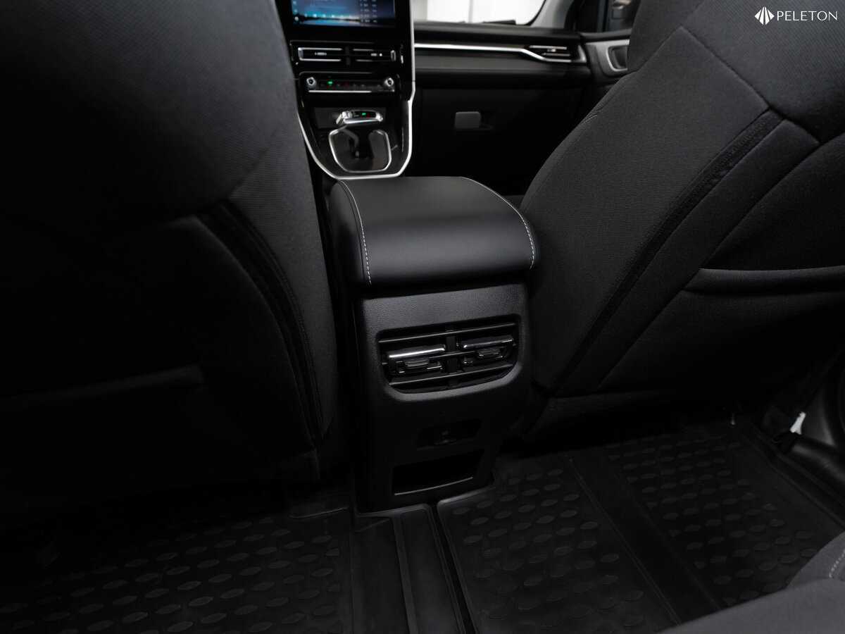 Haval M6, 2023 Фото №15