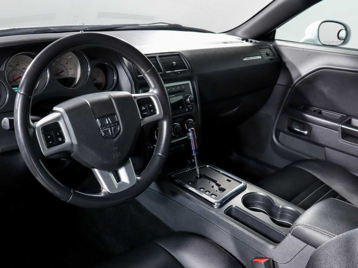 Dodge Challenger, 2013 Фото №11