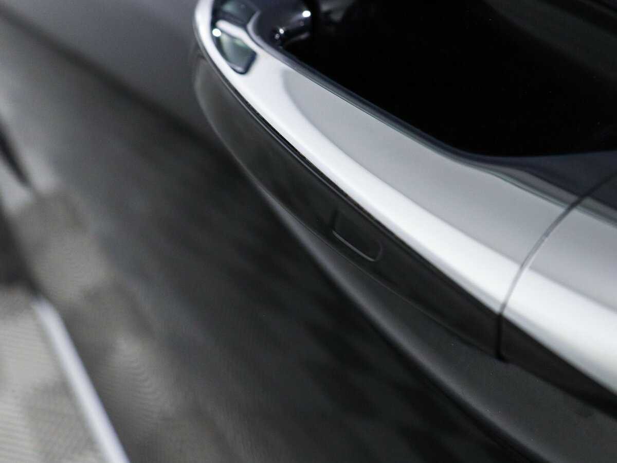 Mercedes-Benz Maybach GLS 600, 2020 Фото №30