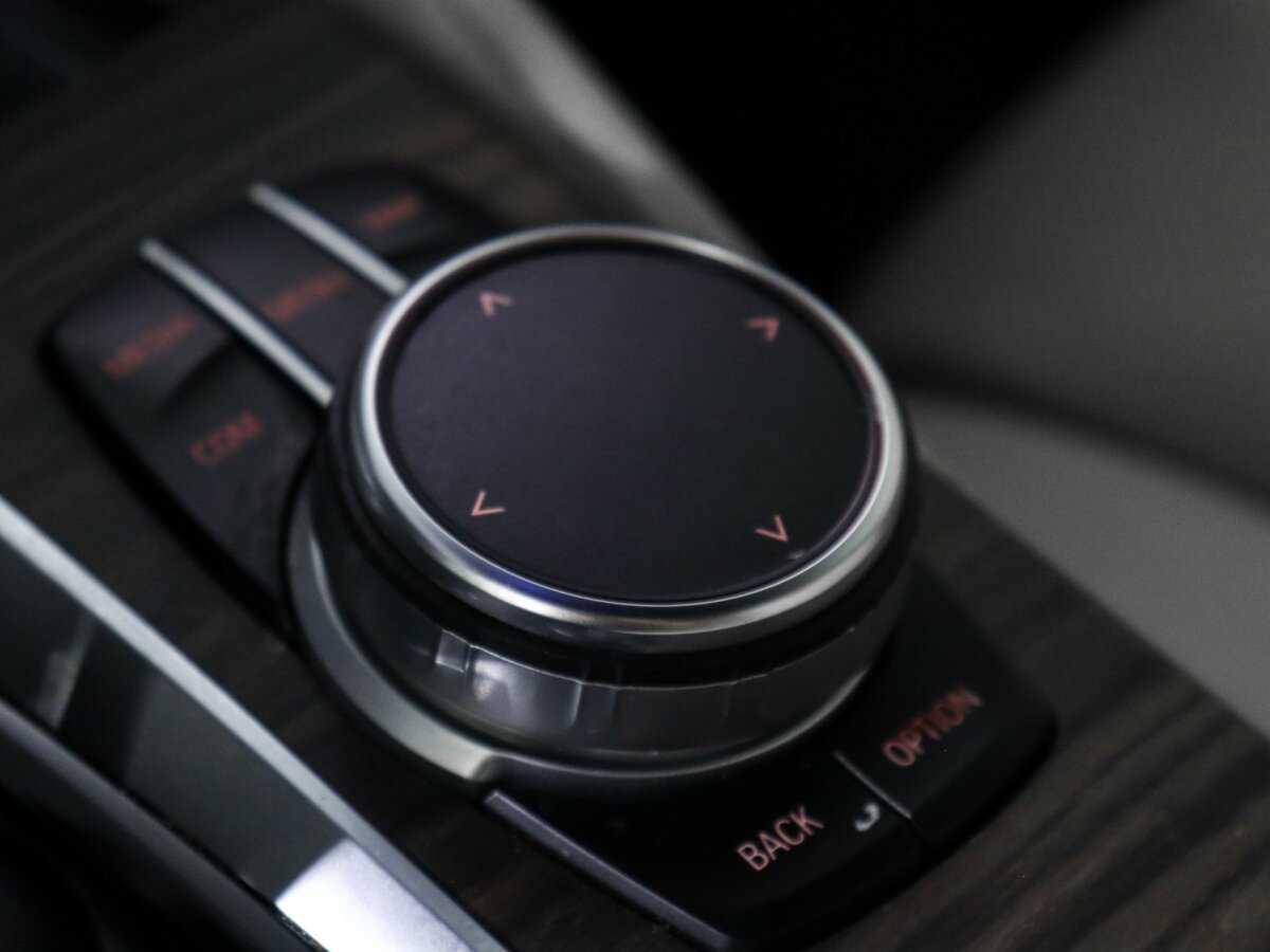 BMW 5 серии 530d xDrive, 2019 Фото №23