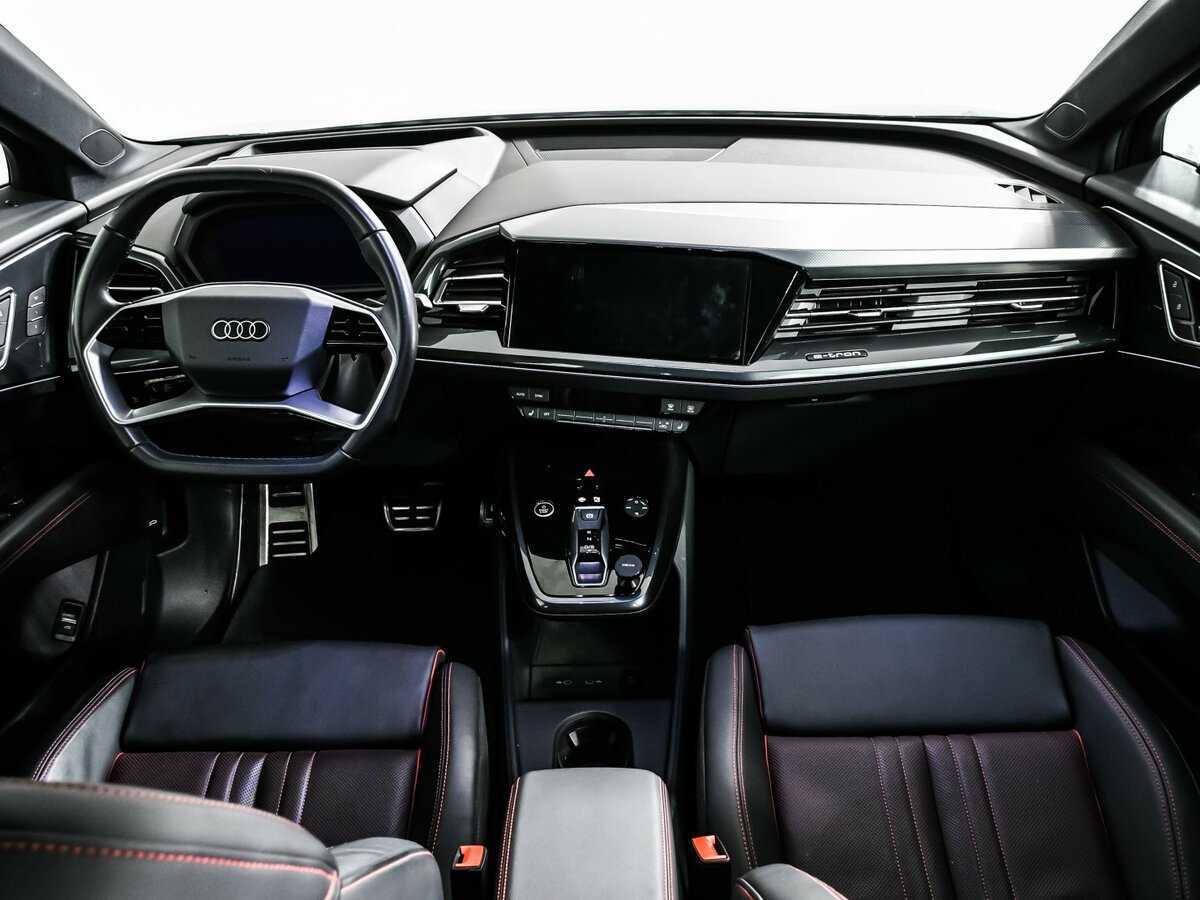 Audi Q5 e-tron 40, 2022 Фото №11