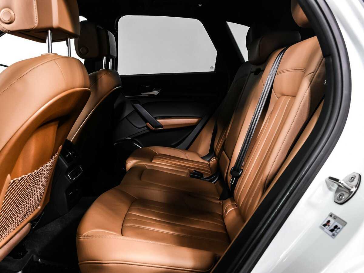 Audi Q5 45 TFSI, 2023 Фото №13
