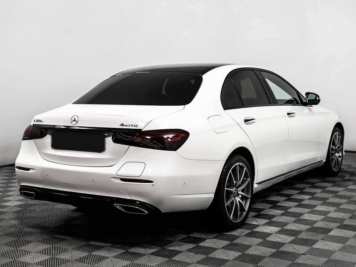 Mercedes-Benz E-Класс 300 e, 2022 - 26 355 км. | Фото №5