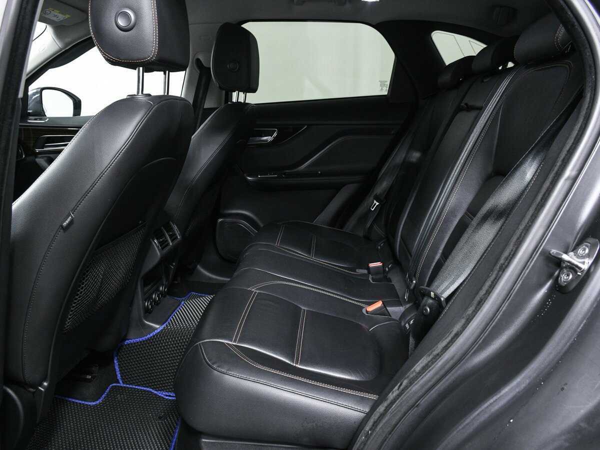 Jaguar F-Pace, 2017 Фото №11
