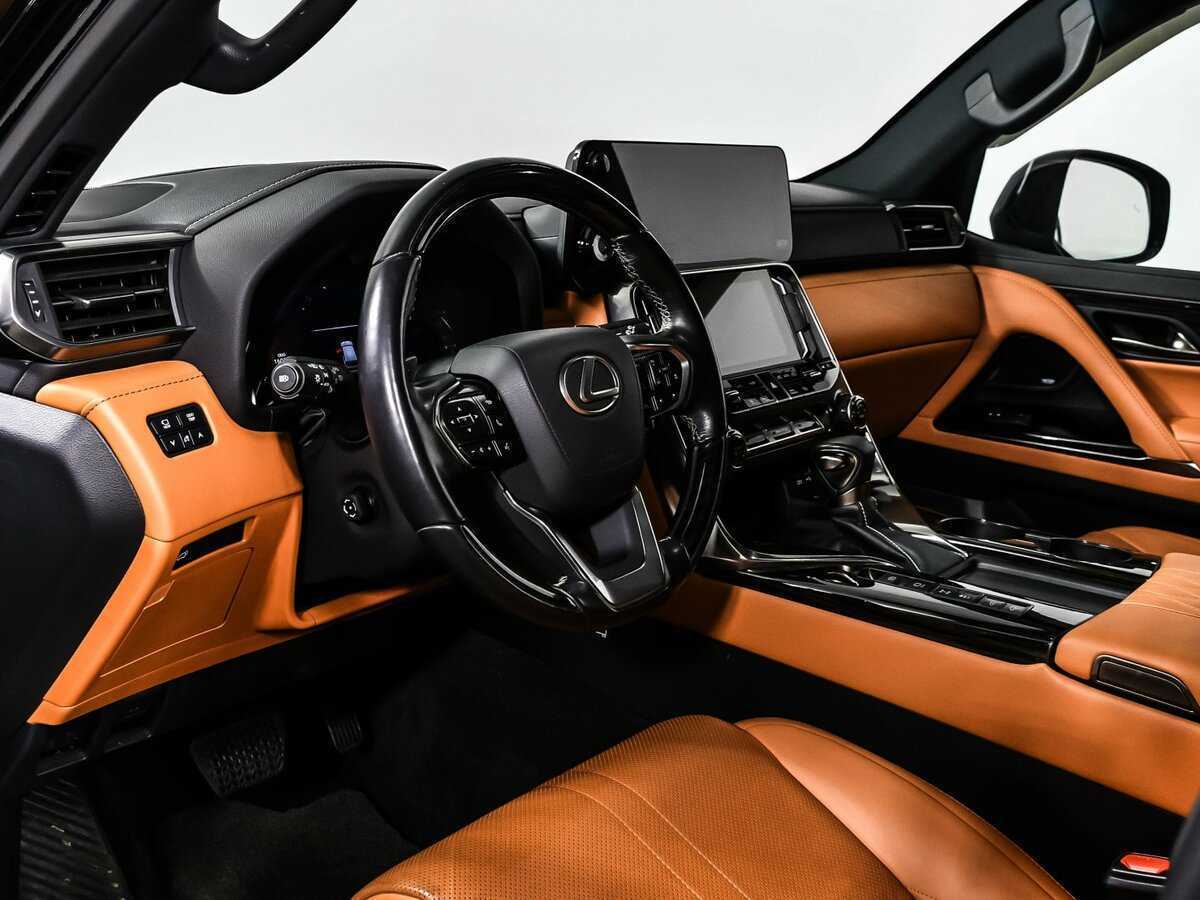 Lexus LX 600, 2023 Фото №12