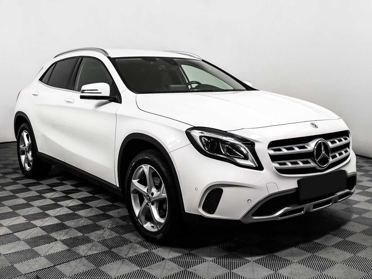 Mercedes-Benz GLA 200, 2018 - 53 539 км. | Фото №3