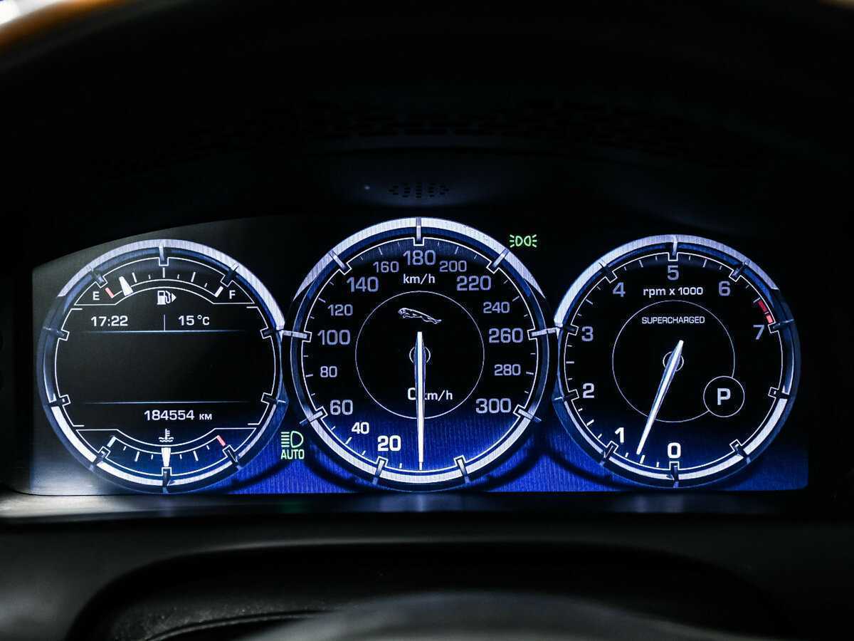 Jaguar XJ Long, 2010 Фото №10