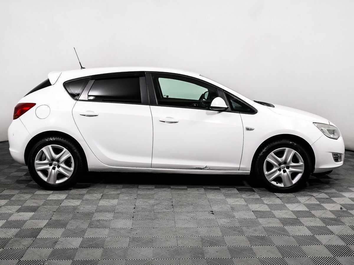 Opel Astra, 2011 - 138 440 км. | Фото №4
