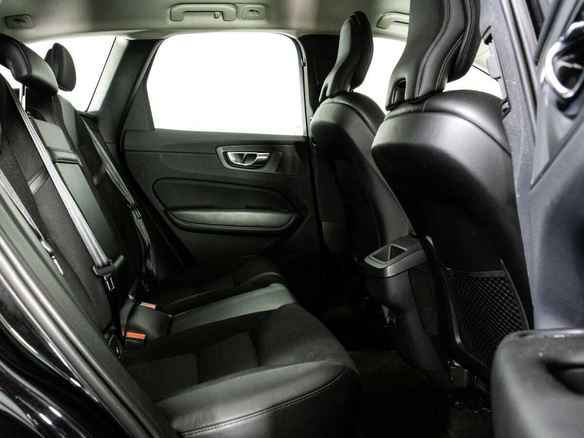 Volvo XC60, 2019 Фото №15