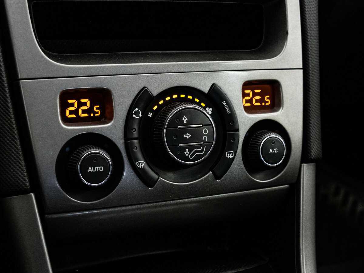 Peugeot 308, 2008 Фото №11