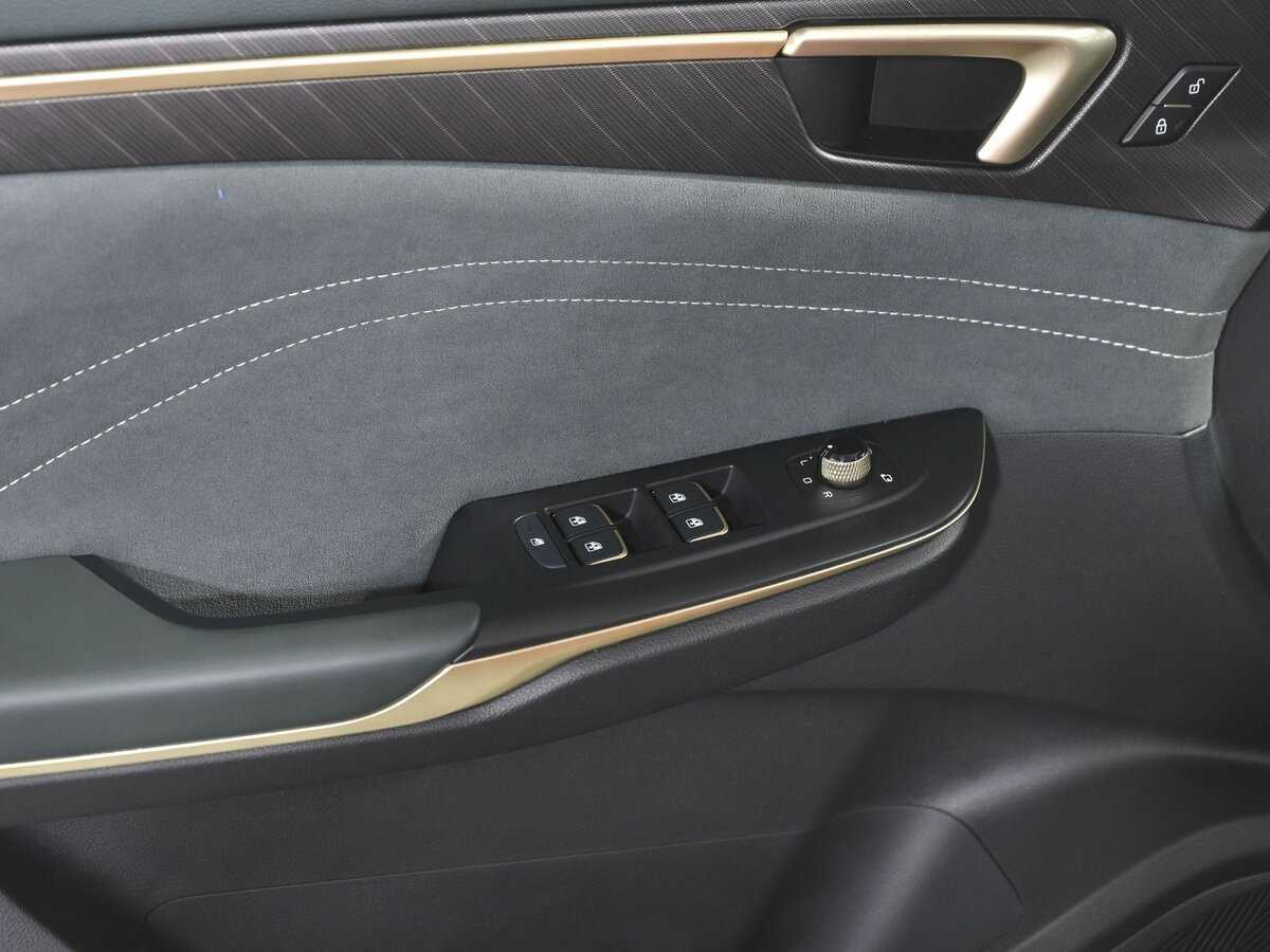 FAW Bestune T55, 2023 Фото №19