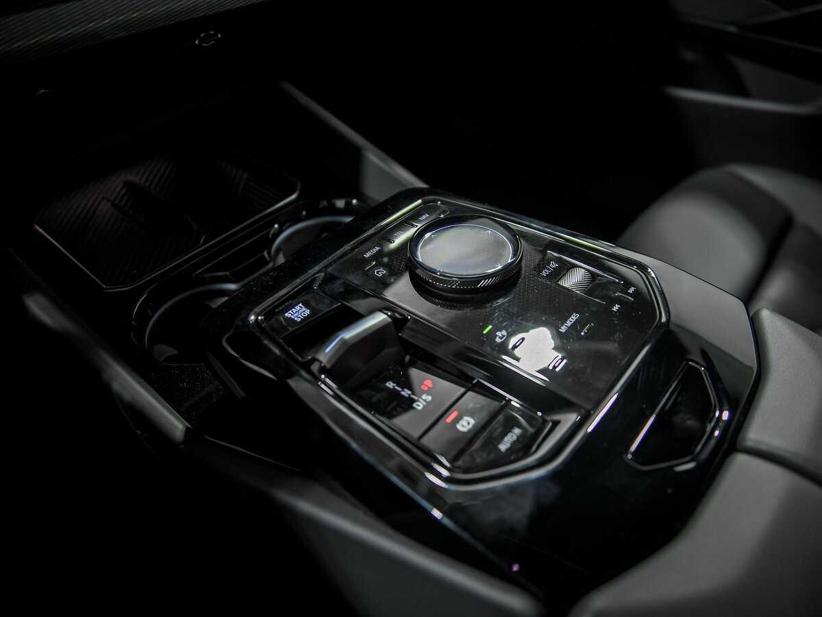 BMW 5 серии 520d xDrive, 2024 Фото №13