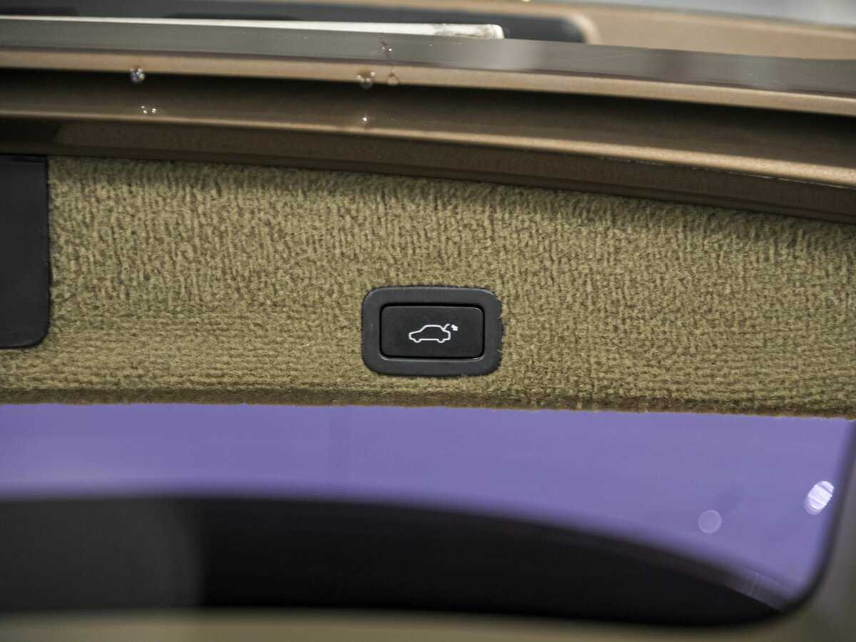 Volvo XC60, 2010 Фото №17