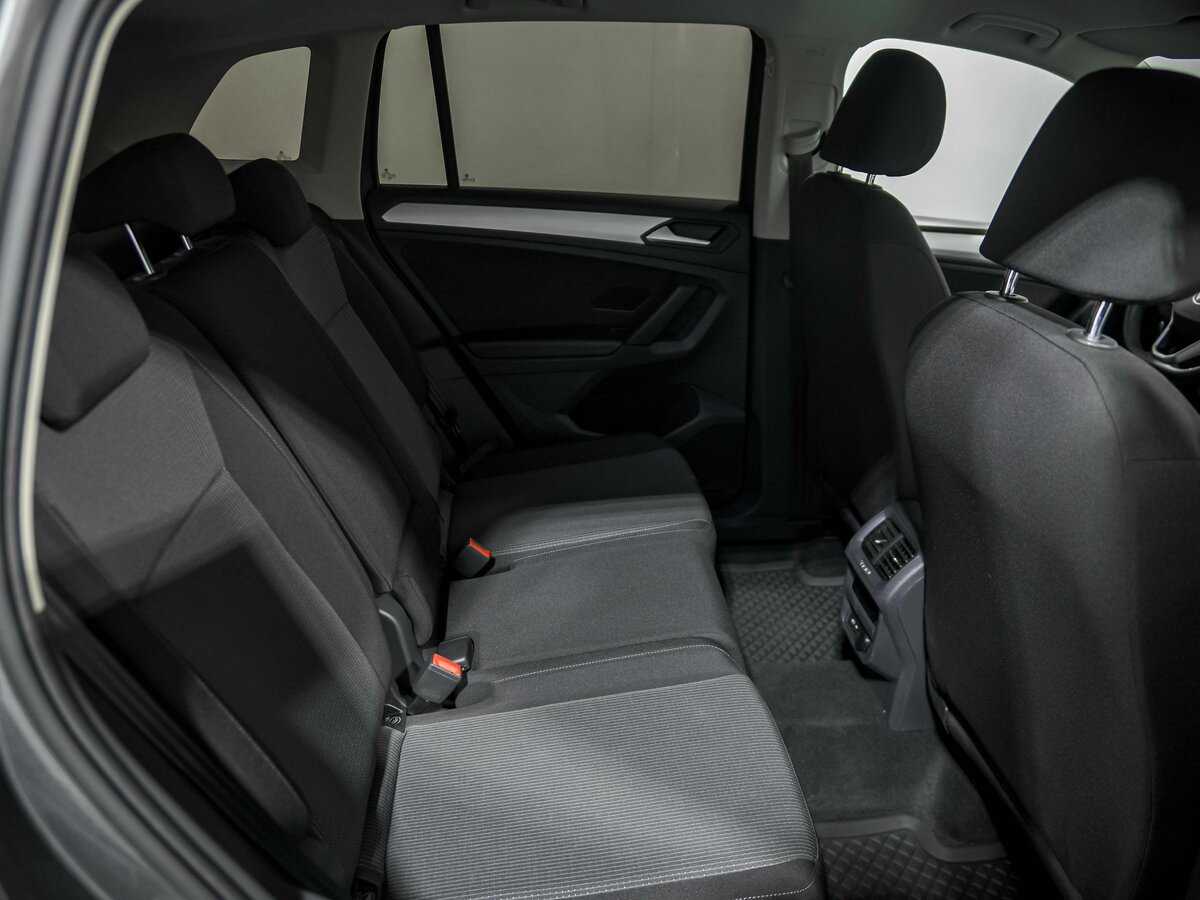 Volkswagen Tiguan, 2022 Фото №14