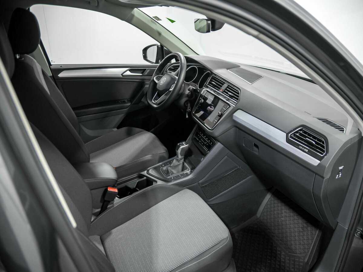 Volkswagen Tiguan, 2022 Фото №15