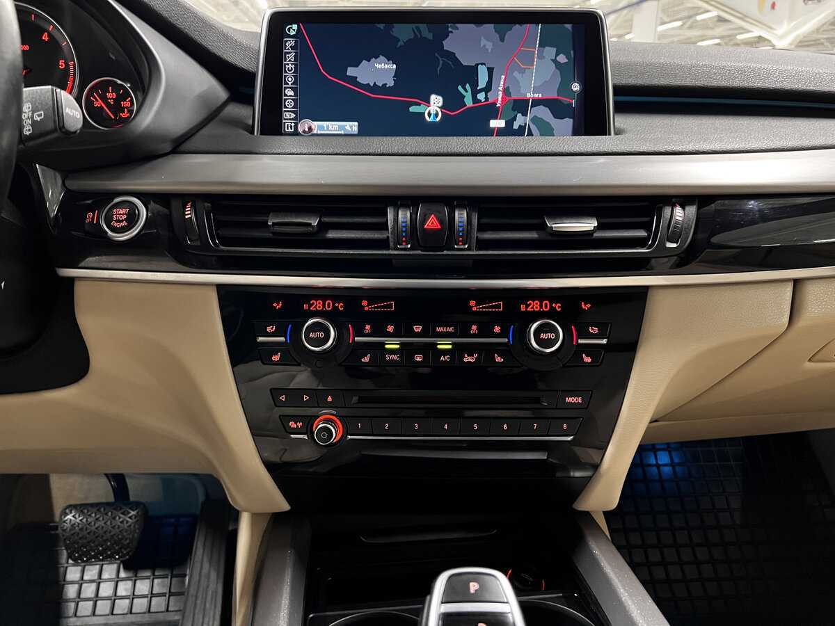 BMW X5 M50d, 2016 Фото №15