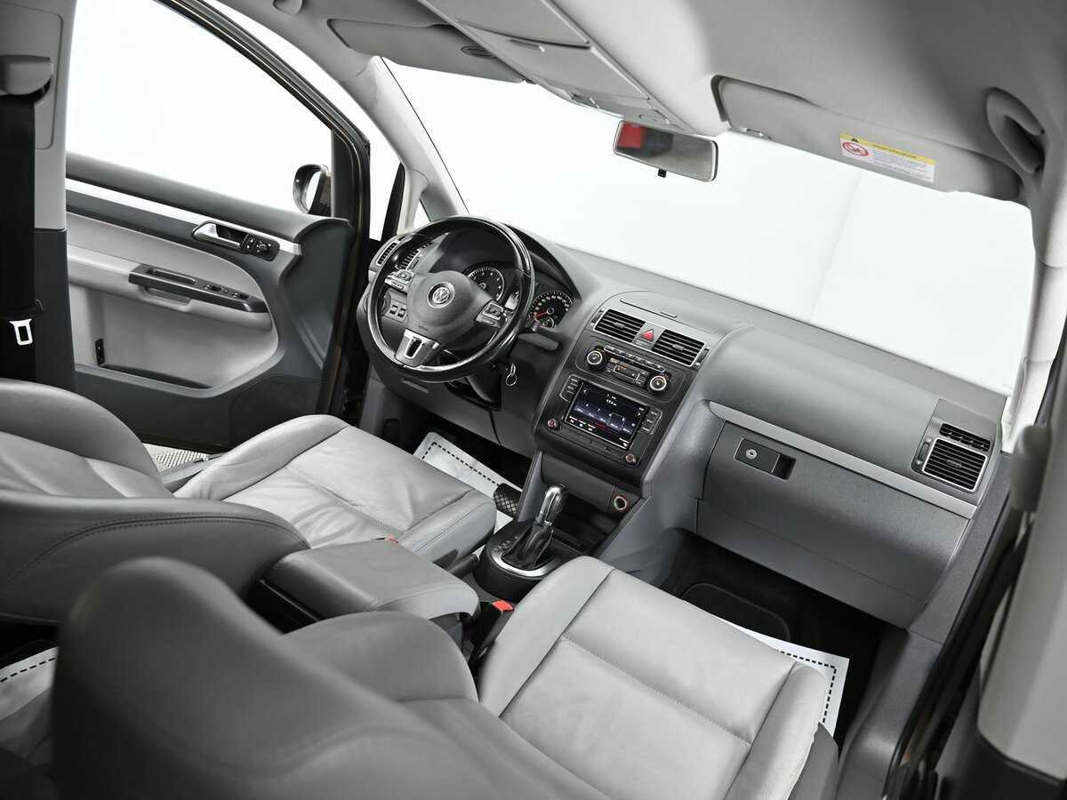 Volkswagen Touran, 2012 - 158 000 км. | Фото №8