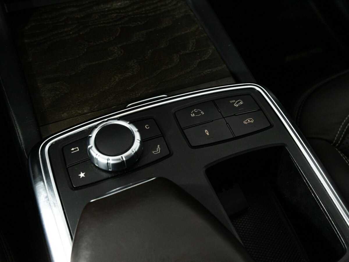 Mercedes-Benz GL-Класс AMG 63 AMG, 2013 Фото №28