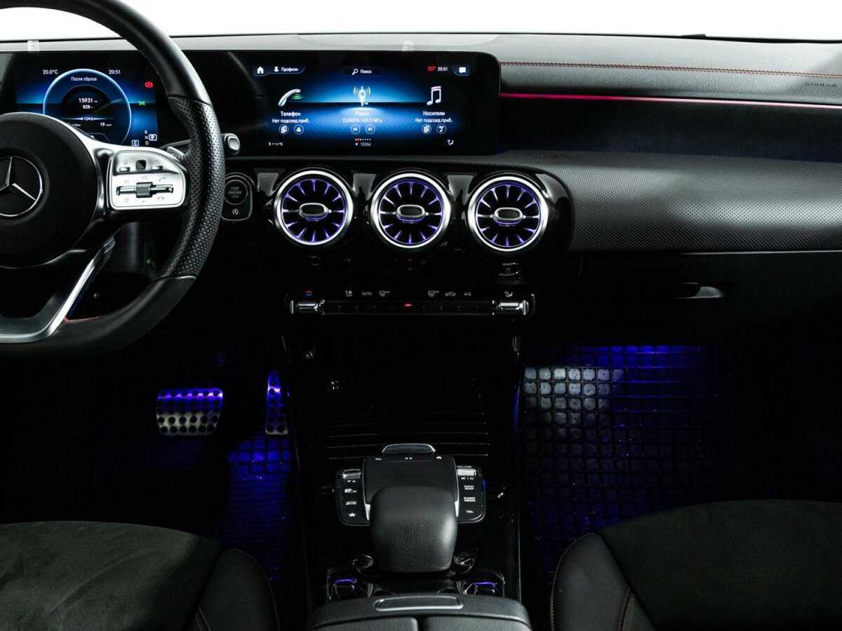 Mercedes-Benz CLA 200, 2020 Фото №14