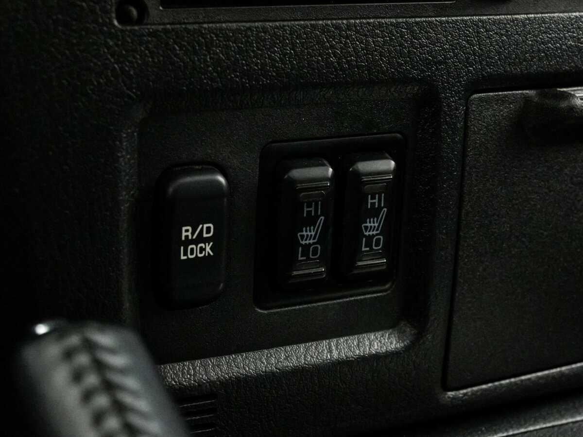 Mitsubishi Pajero, 2014 Фото №18