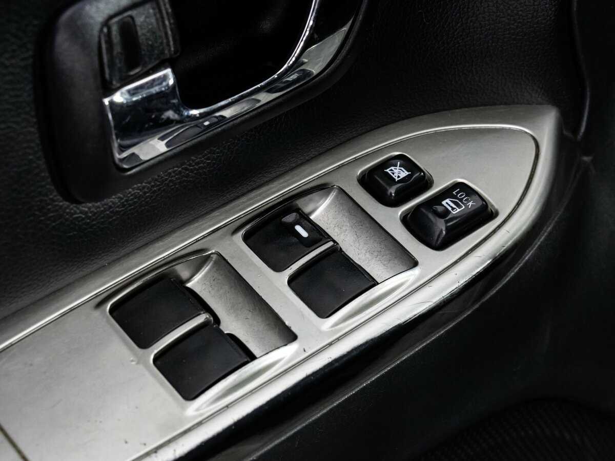 Mitsubishi Pajero, 2014 Фото №20