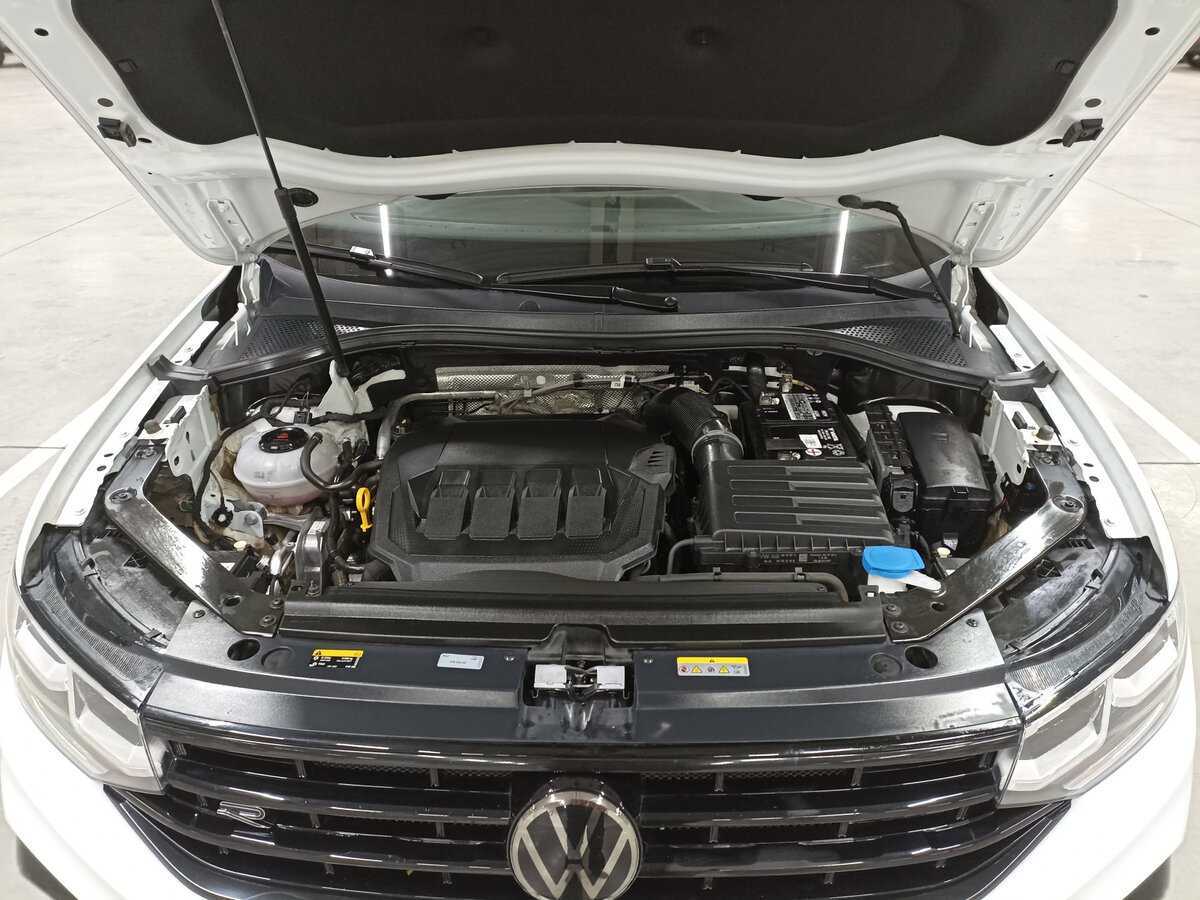 Volkswagen Tiguan, 2021 Фото №9