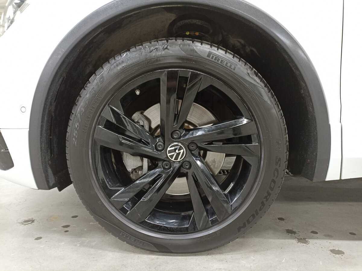 Volkswagen Tiguan, 2021 Фото №18