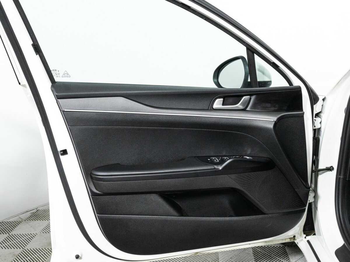 Kia K5, 2021 Фото №23