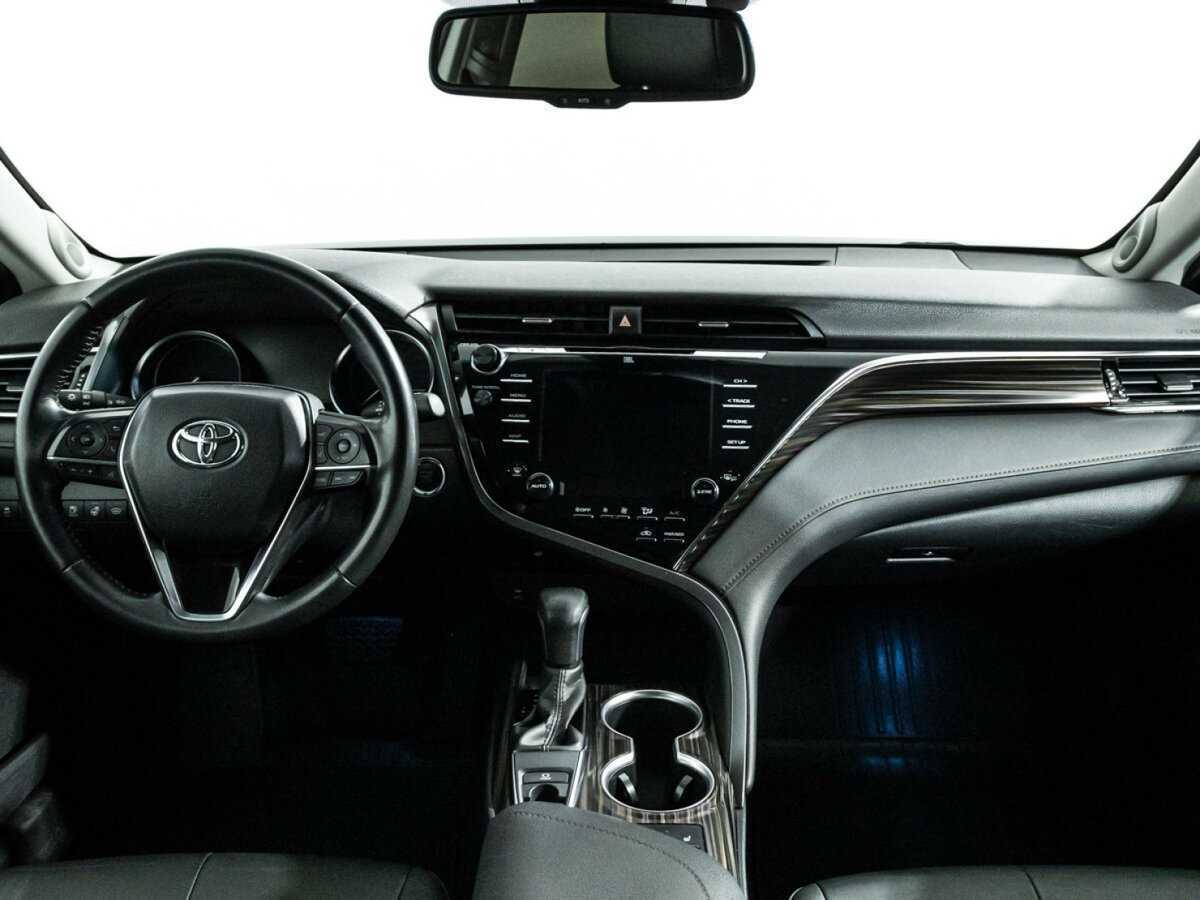 Toyota Camry, 2020 Фото №13