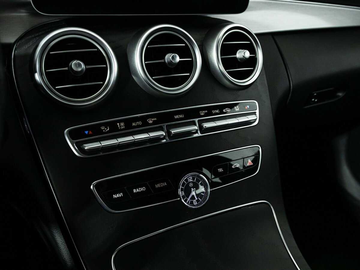 Mercedes-Benz C-Класс 180, 2020 Фото №17