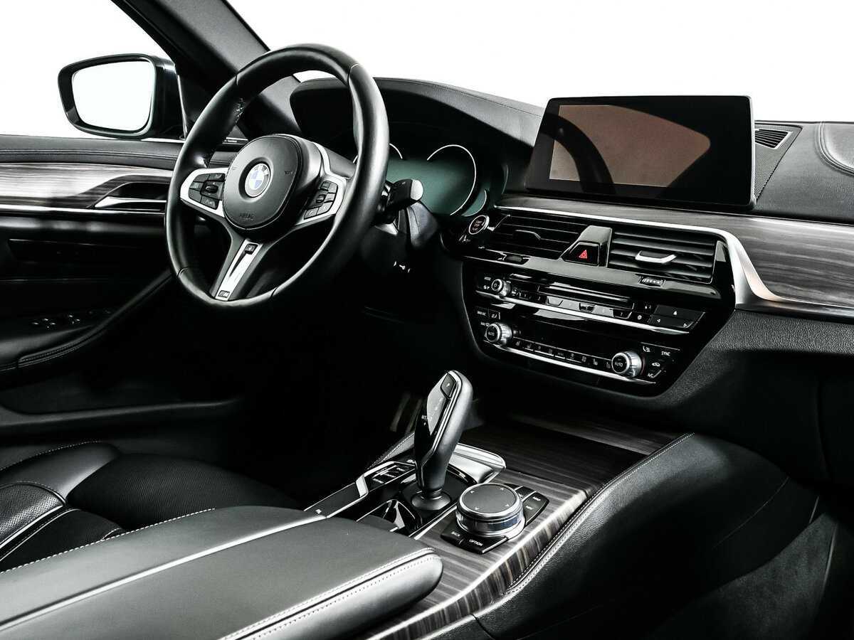 BMW 5 серии 530d xDrive, 2018 Фото №9