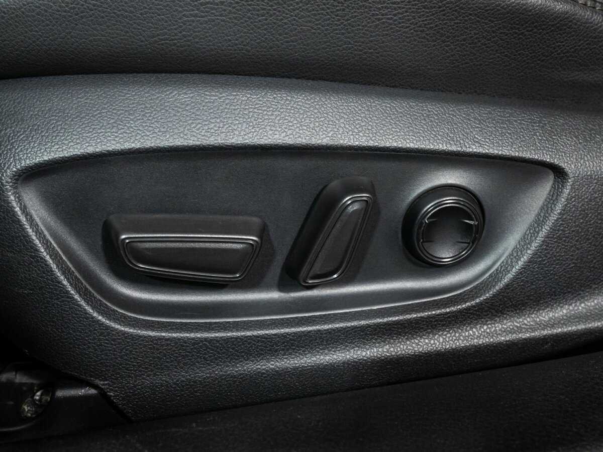 Toyota Camry, 2020 Фото №19