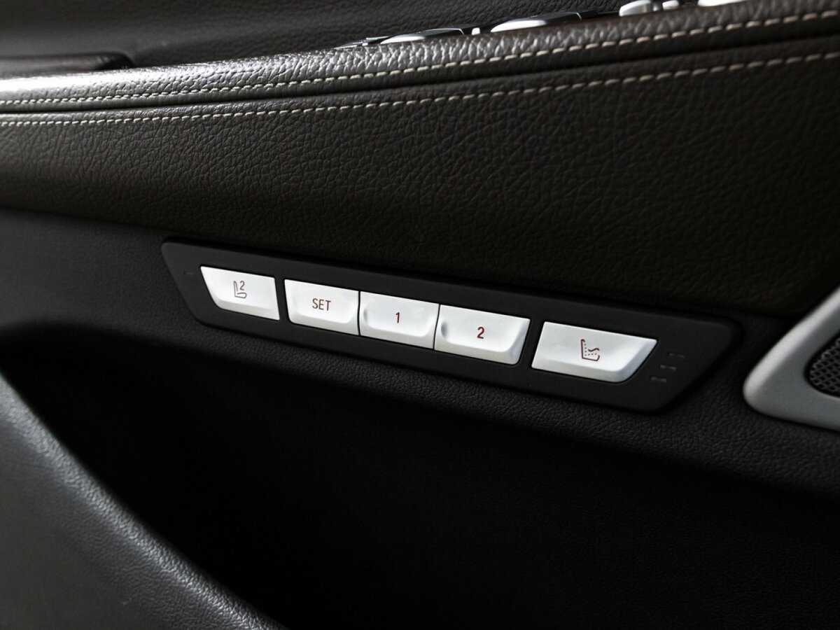 BMW 7 серии 730d xDrive, 2016 Фото №18