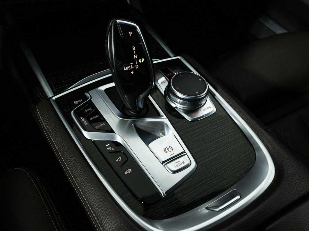 BMW 7 серии 730d xDrive, 2016 Фото №23