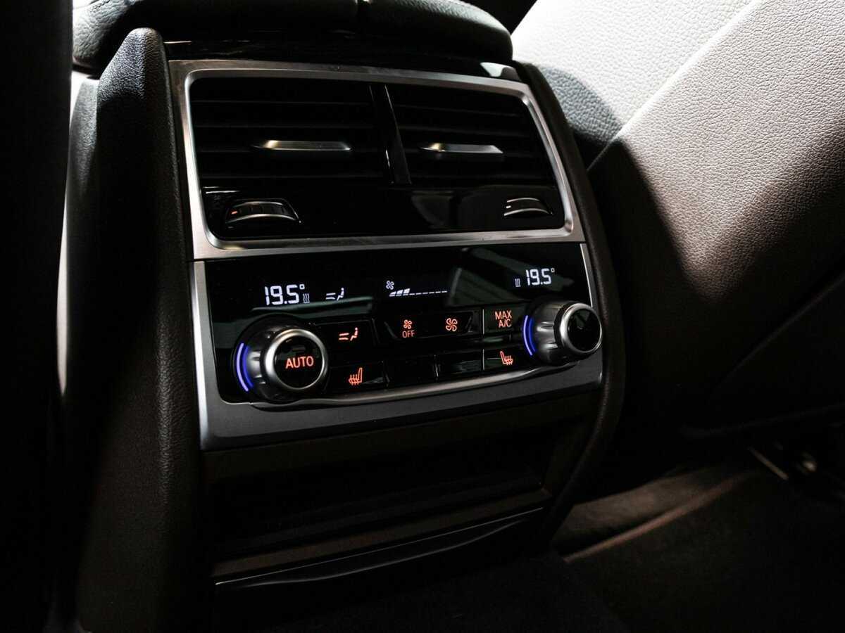 BMW 7 серии 730d xDrive, 2016 Фото №27