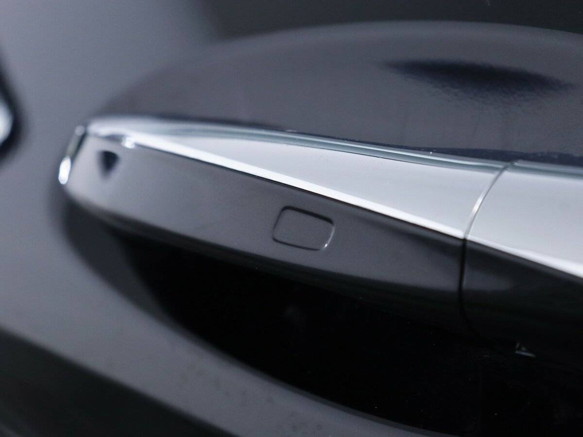 Mercedes-Benz GLC Coupe 300, 2021 Фото №17