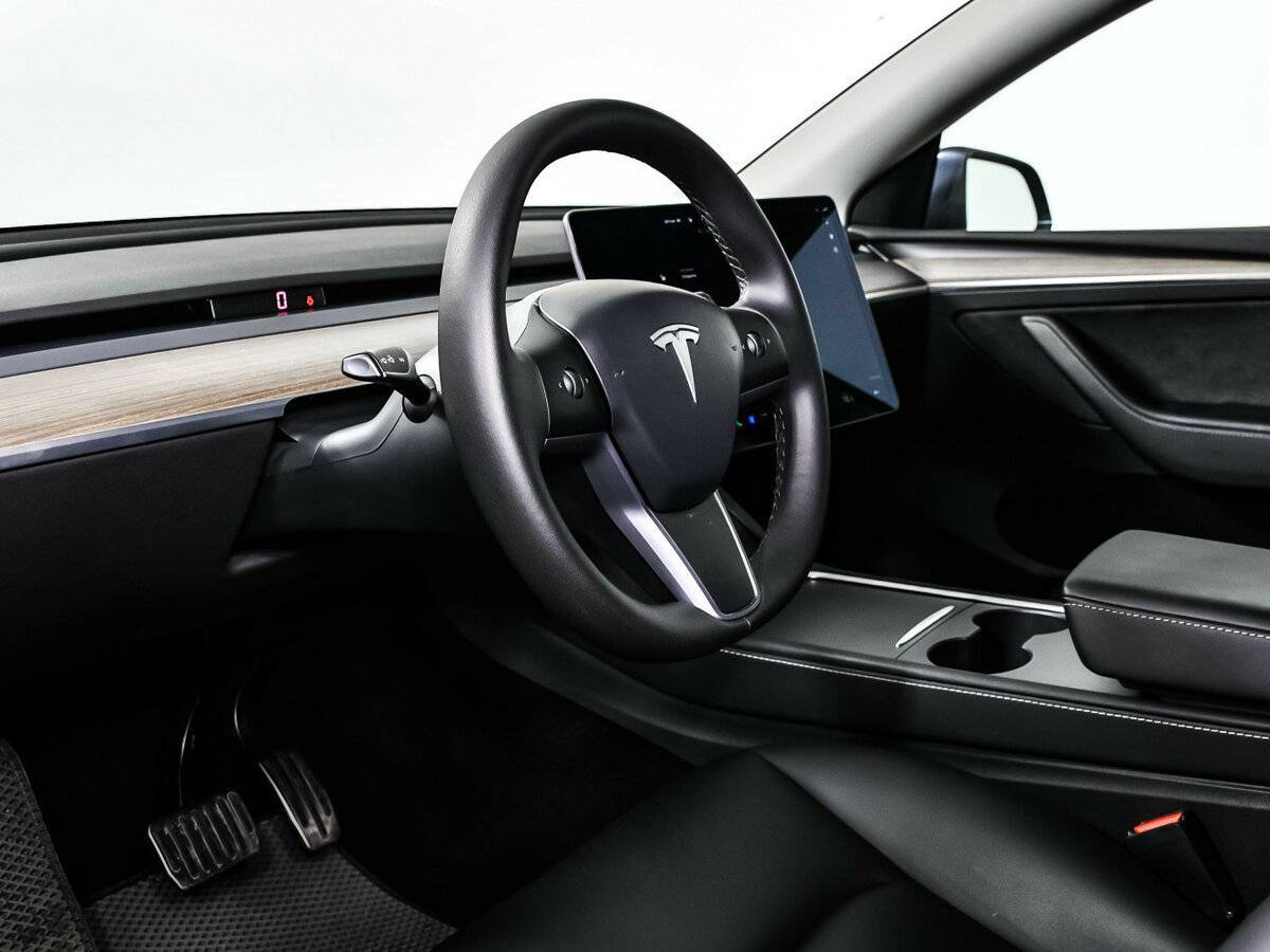 Tesla Model Y Long Range, 2021 Фото №12