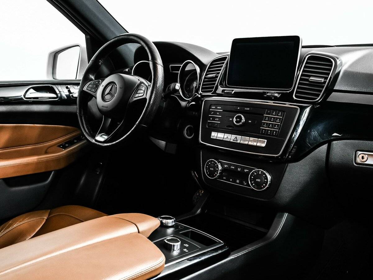 Mercedes-Benz GLE 300, 2015 Фото №9