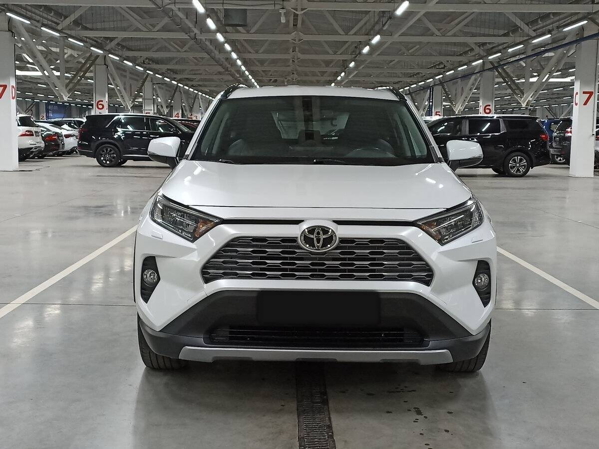 Toyota RAV4, 2021 - 68 808 км. | Фото №2