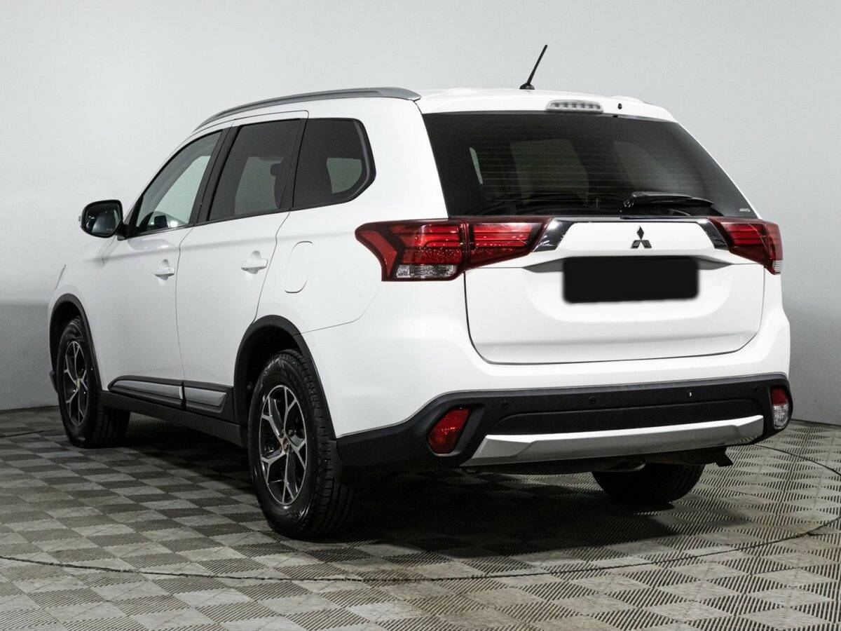 Mitsubishi Outlander, 2016 - 179 472 км. | Фото №7