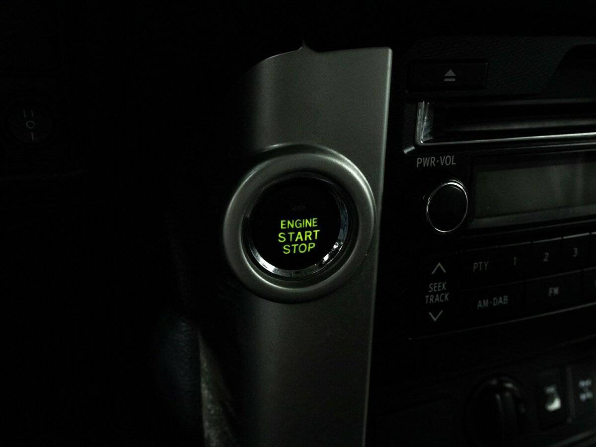 Toyota Land Cruiser Prado, 2011 Фото №20