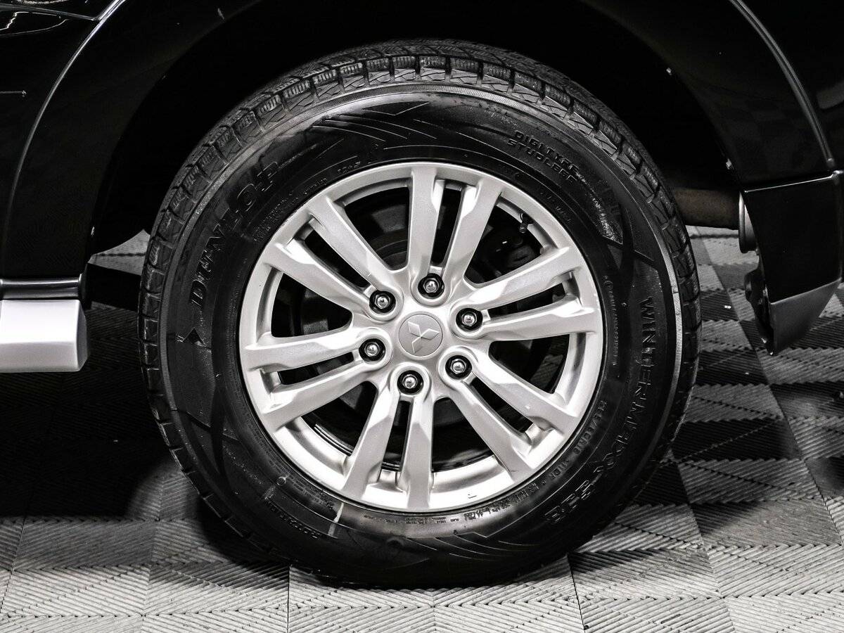 Mitsubishi Pajero, 2017 Фото №14