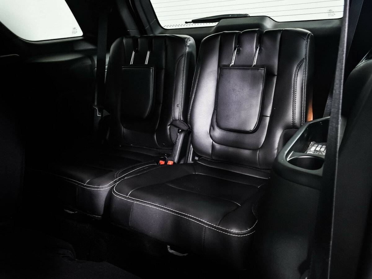 Ford Explorer, 2019 Фото №13