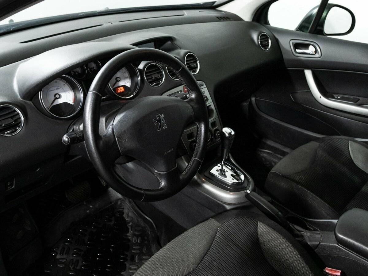 Peugeot 308, 2008 Фото №10