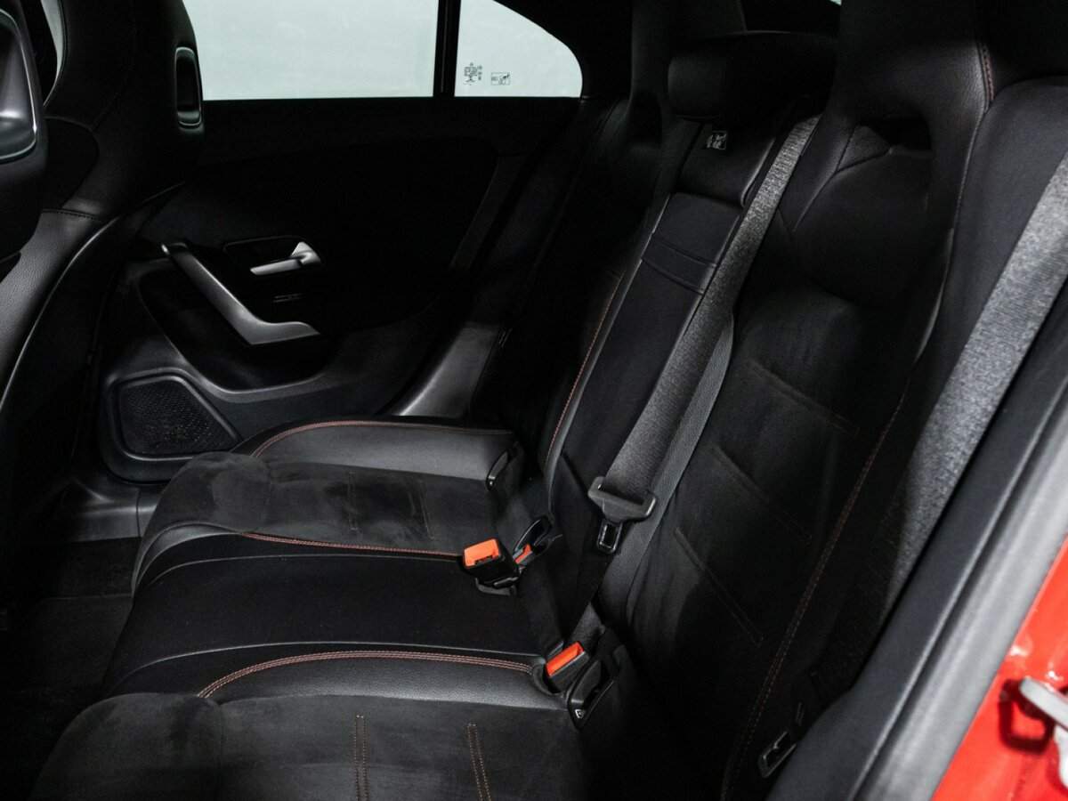 Mercedes-Benz CLA 200, 2019 Фото №10
