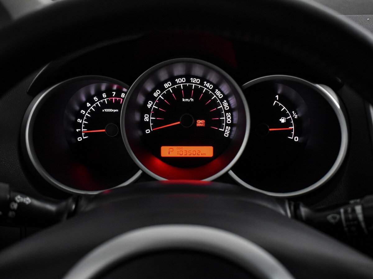 Kia Venga, 2011 Фото №18