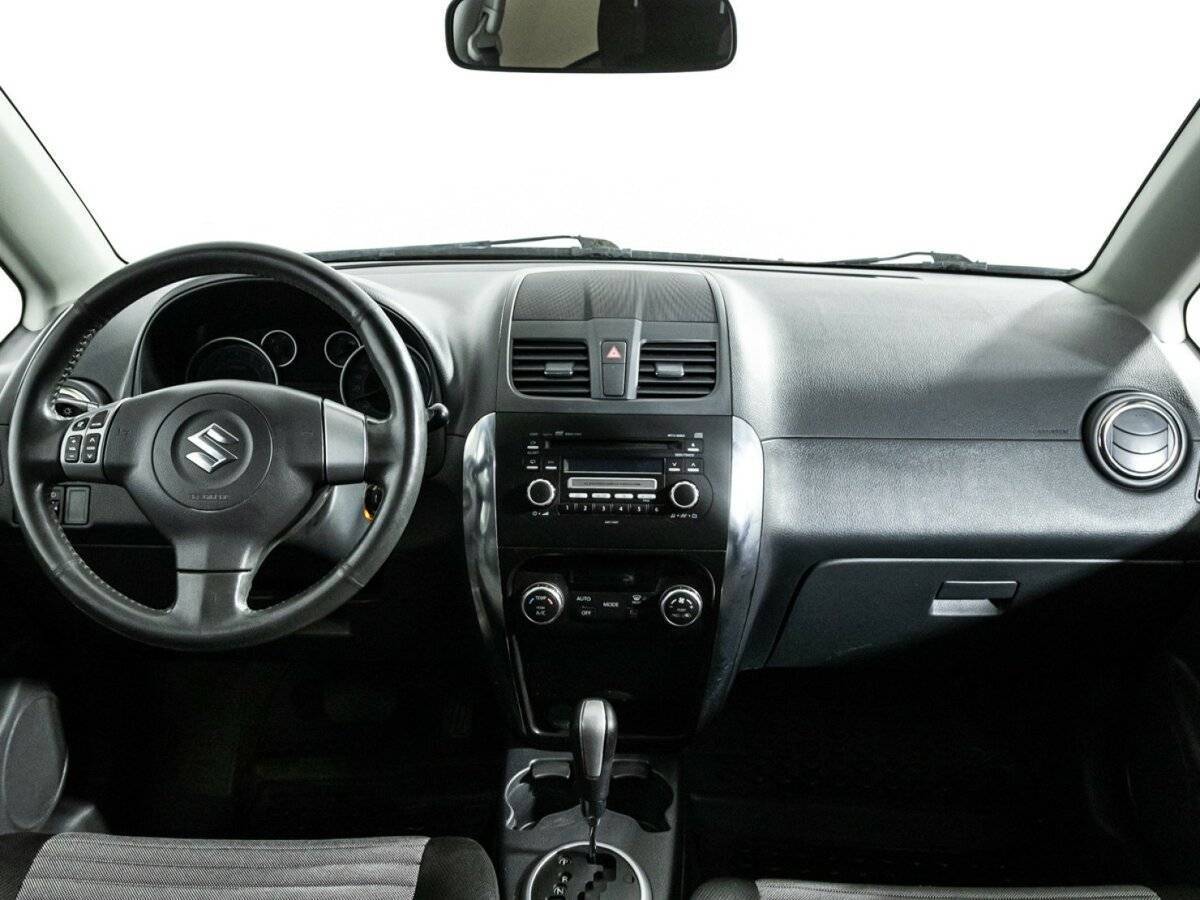 Suzuki SX4, 2010 Фото №13